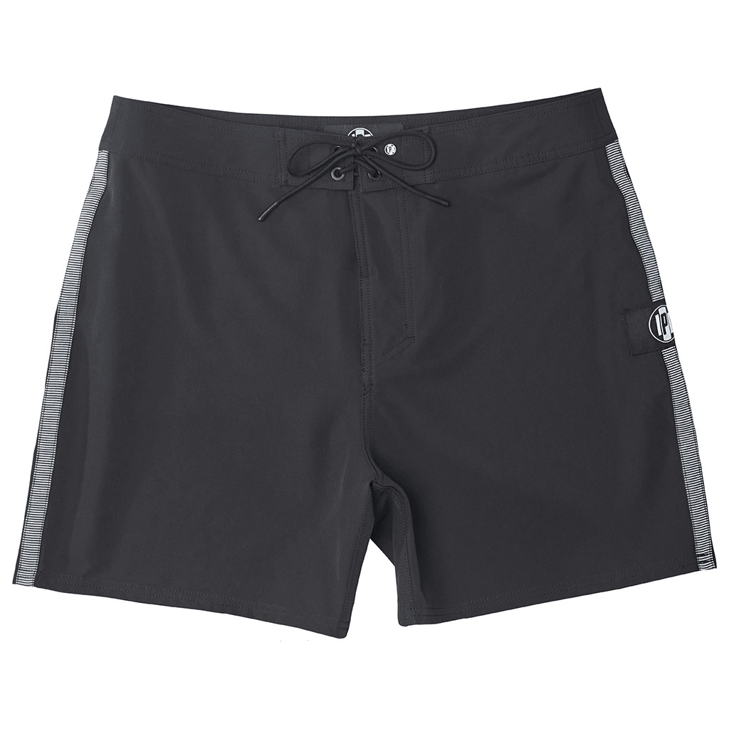 The B100 Chase boardshort features a 16” length and solid black coloring with a black and white striped side taping. It also has a waistband tie, side zipper pocket, and a black IPD logo patch halfway up the left leg taping.